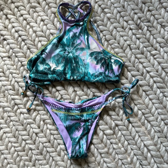 PilyQ Women's Mai Tai Stitched Gypsy Halter Top & Reversible Teeny Bikini Bottom - Picture 10 of 16